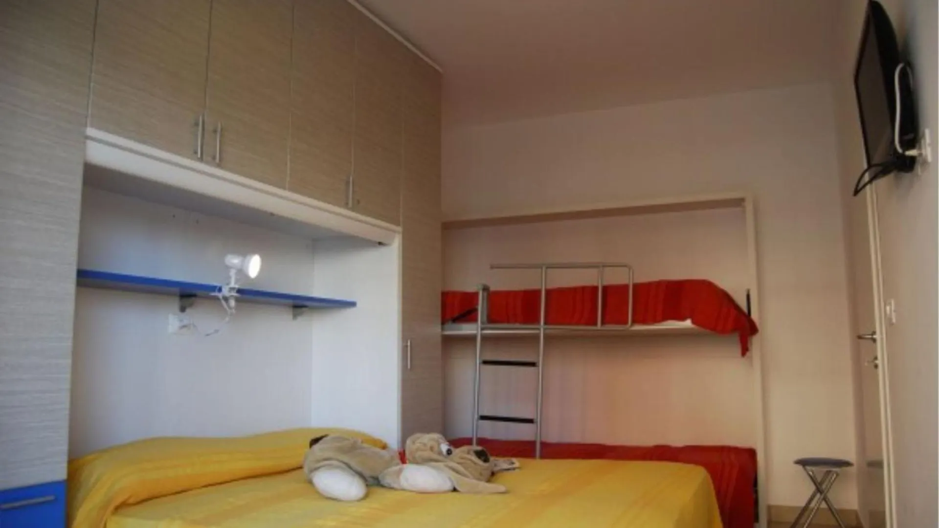 Comfortable Apartment With Pool Bibione 0*,